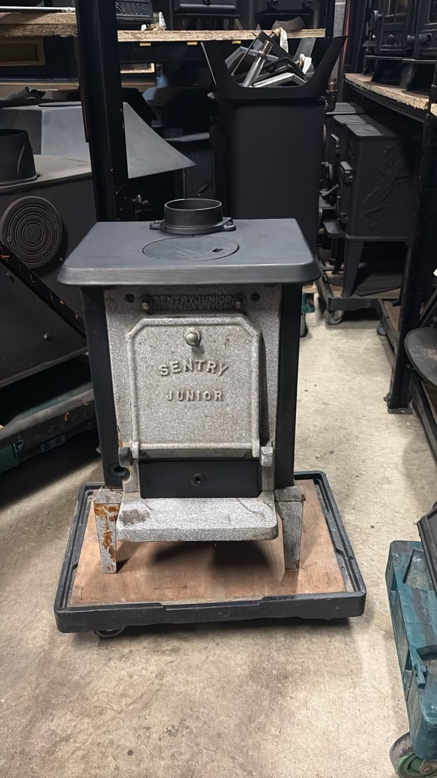 Sentry stove ,20-30K BTU BOILER, MULTIFUEL, COAL (log,wood+burner), 🚚🚚 NEW