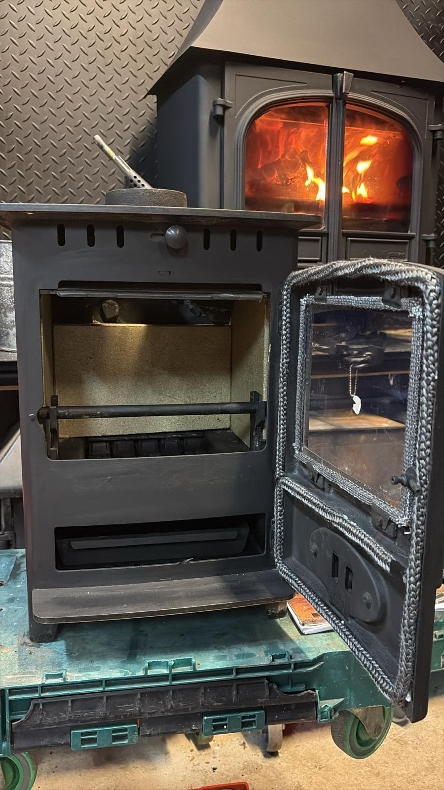 Aarrow Hamlet Solution 4Kw Multifuel Stove, (log,wood,coal+burner)🚚🚚🚚🚚 5