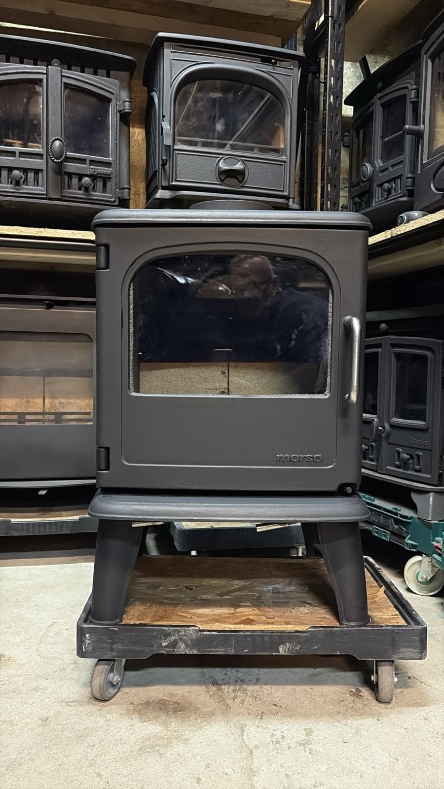 Morso Owl Stove  3410 3440 ,MULTIFUEL, (log,wood+burner), DEFRA, OWL ON SIDE 5