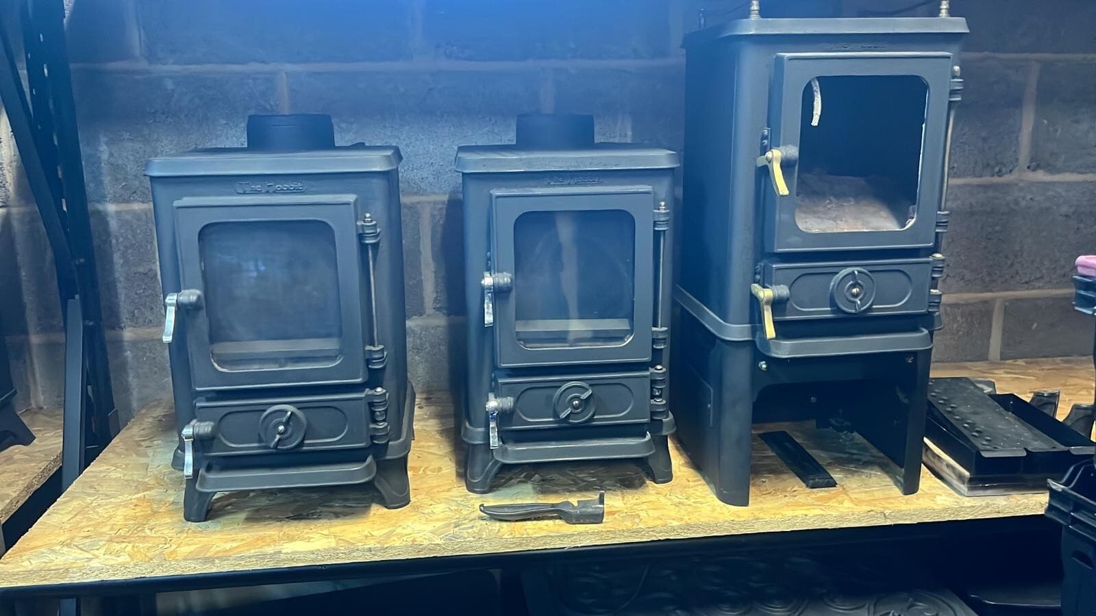 Salamander Hobbit NON Eco Multifuel 4.1kW Stove OLD CLASSIC MODEL 4