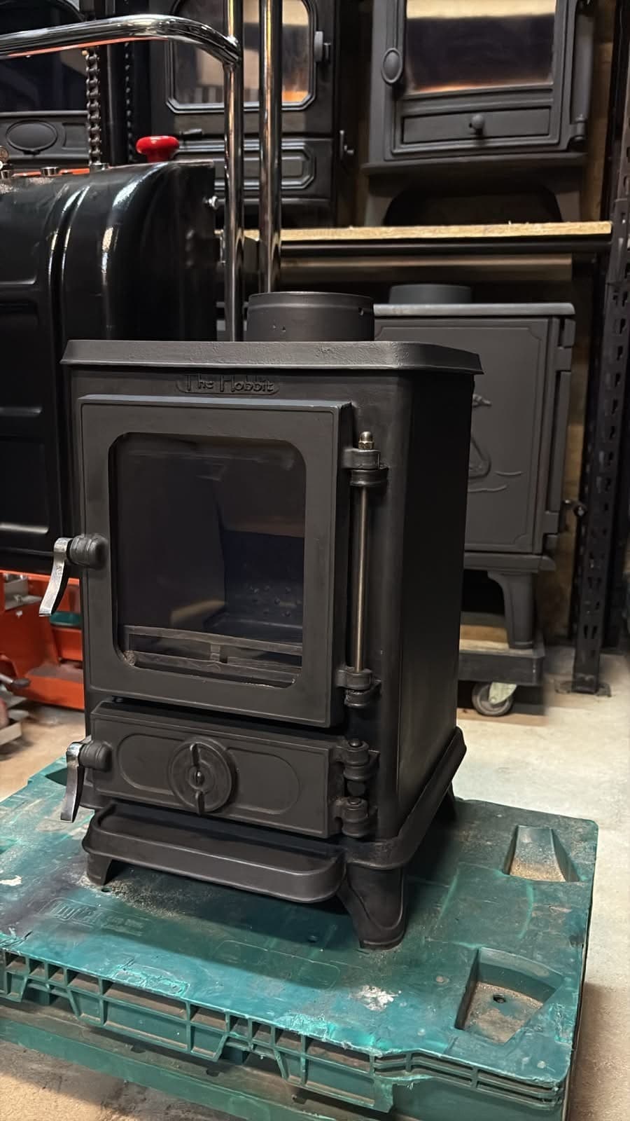 Salamander Hobbit NON Eco Multifuel 4.1kW Stove OLD CLASSIC MODEL — view 3