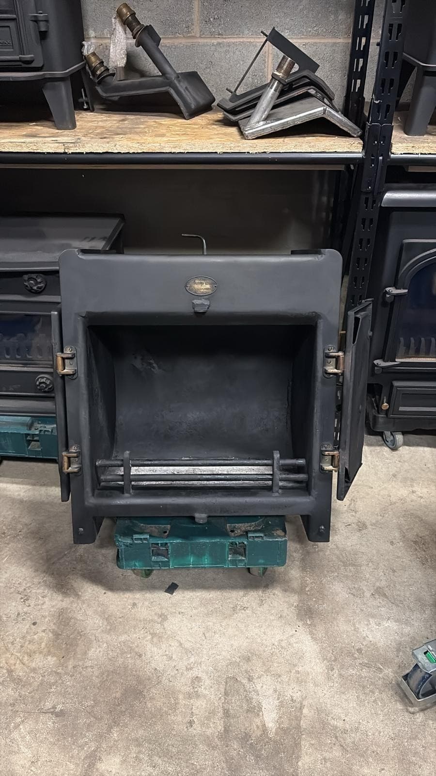 Goodwood Stove 8kw, BOILER, WoodBurner COOKTOP HOTPLATE (log,wood+burner), 🚚🚚 3