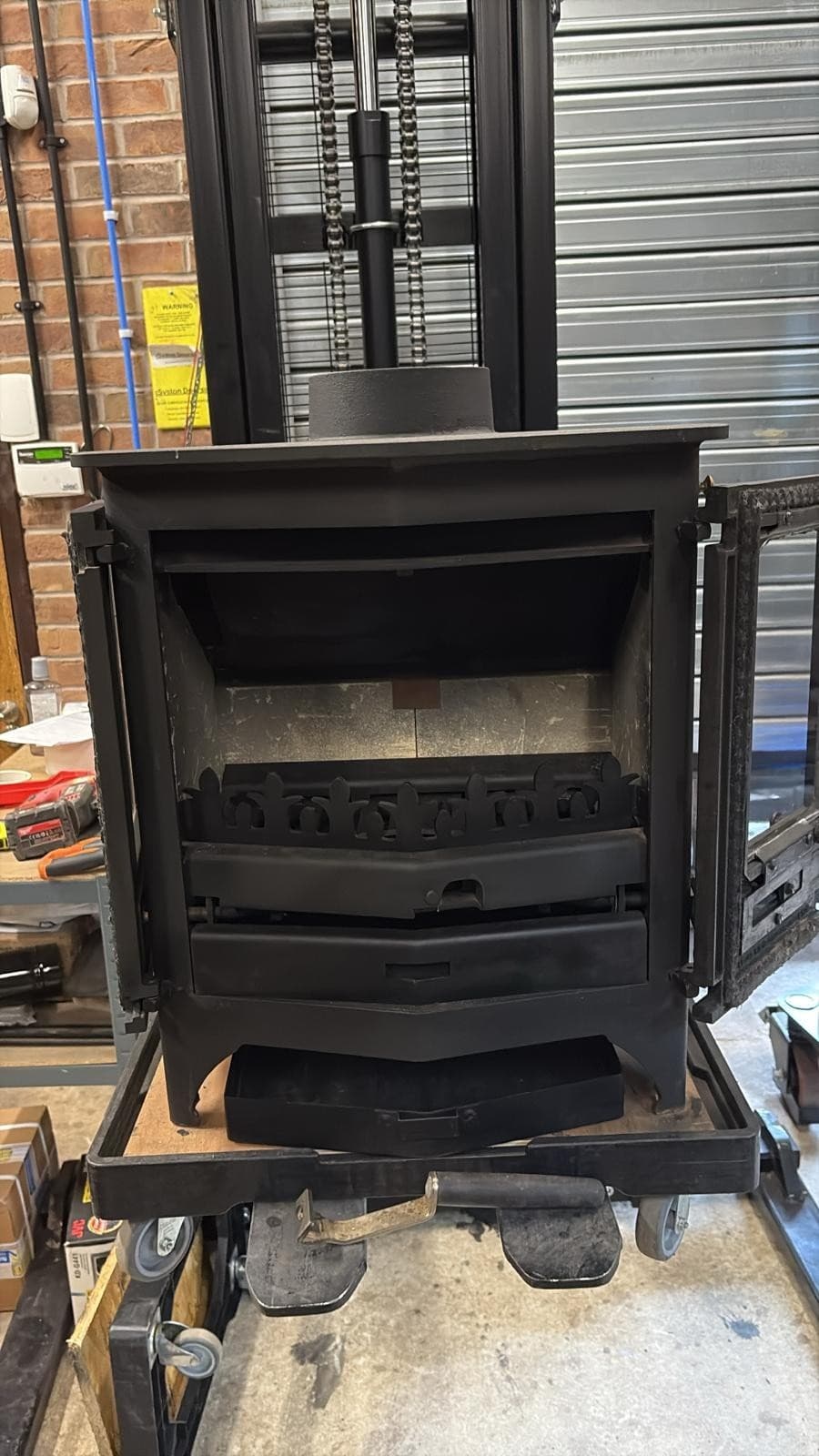 Charnwood Country 6 Stove, MULTIFUEL, COAL (log,wood+burner), DEFRA,  🚚🚚🚚 5