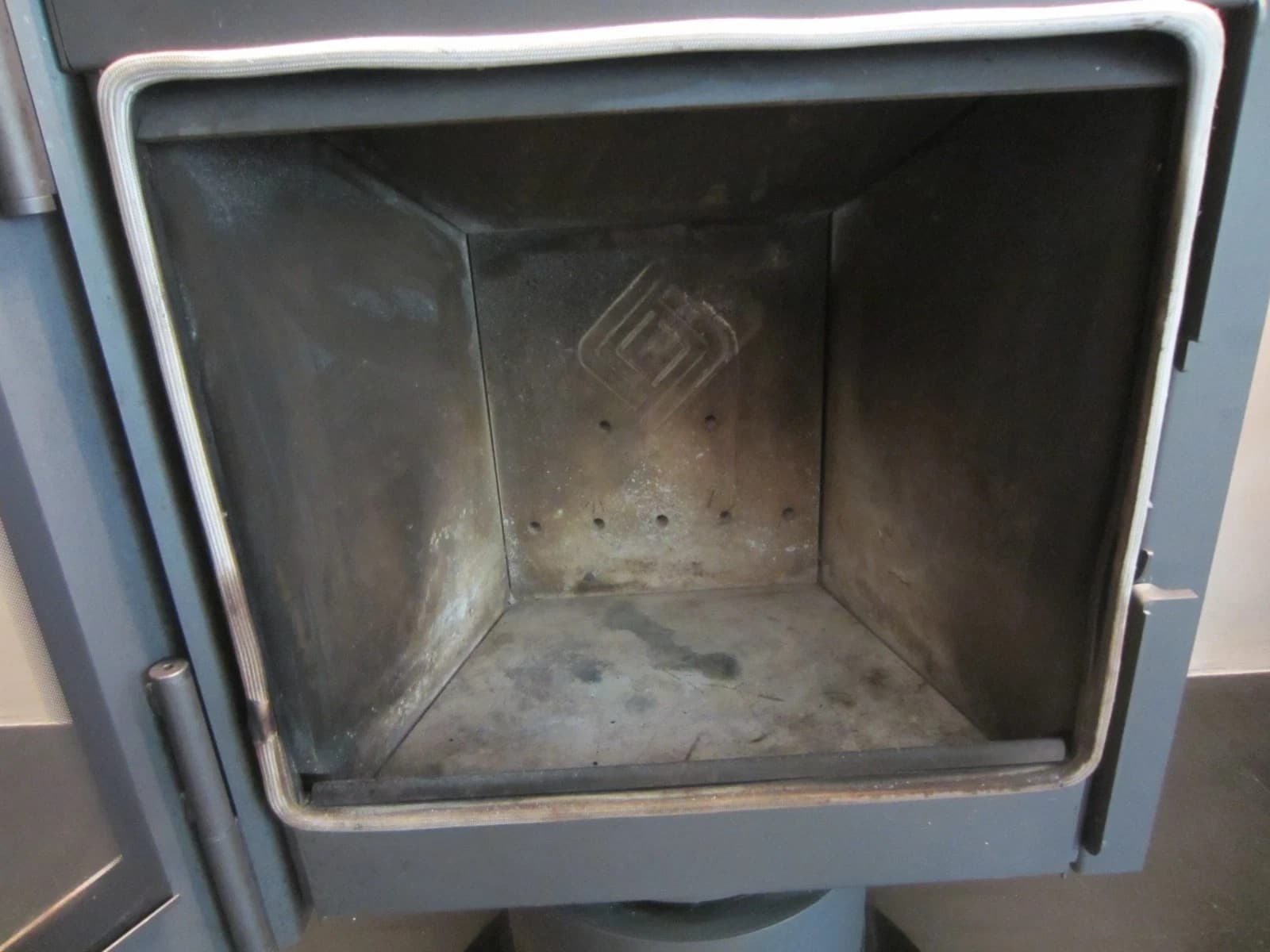 Harrie Leenders SIGNA, Log Burner,  woodburning stove (log,wood+burner)🚚 defra 5