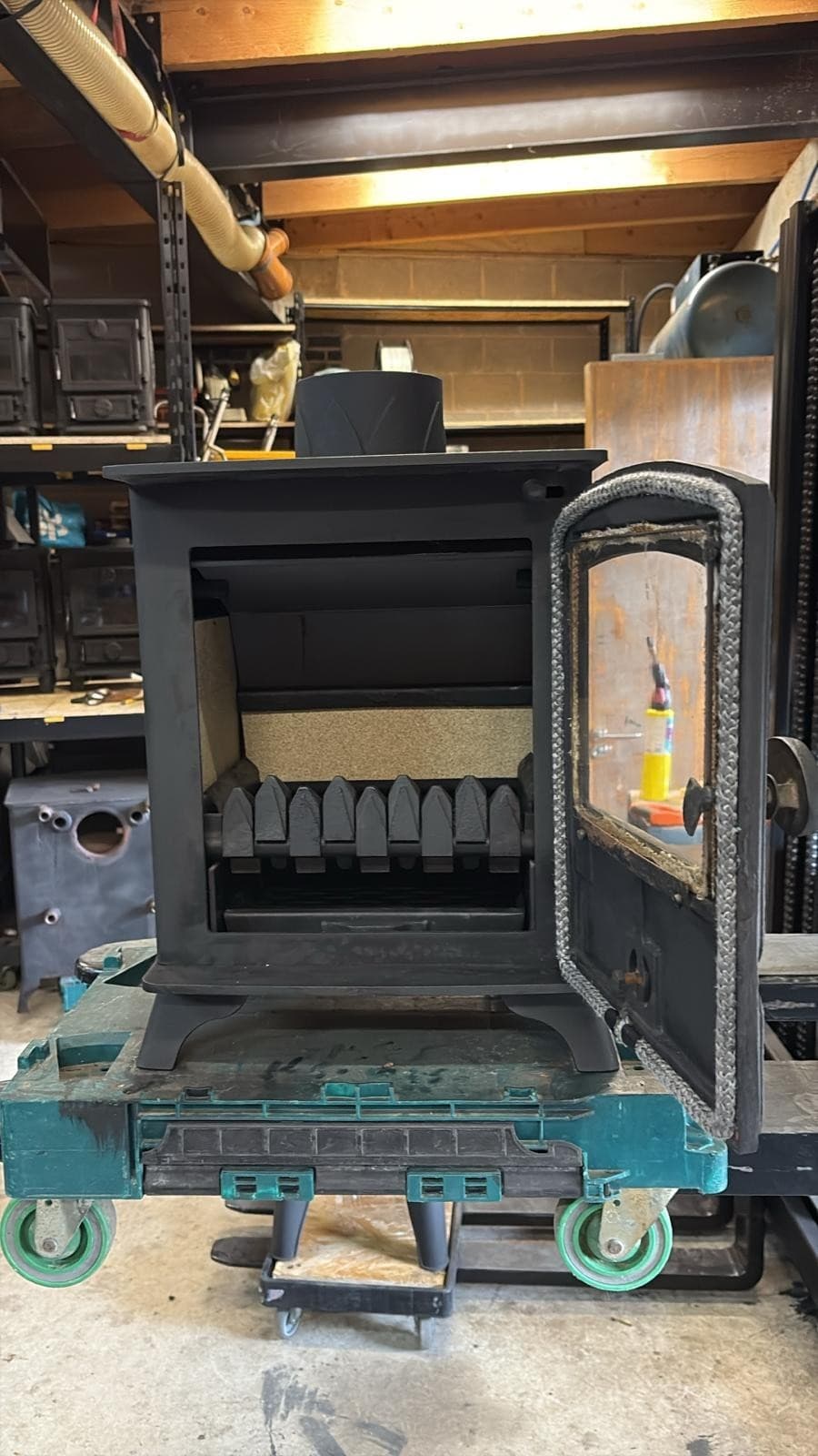 Hunter Hawk 4 Stove, 5kW, Multifuel, (log,wood+burner)🚚🚚🚚🚚🚚 3