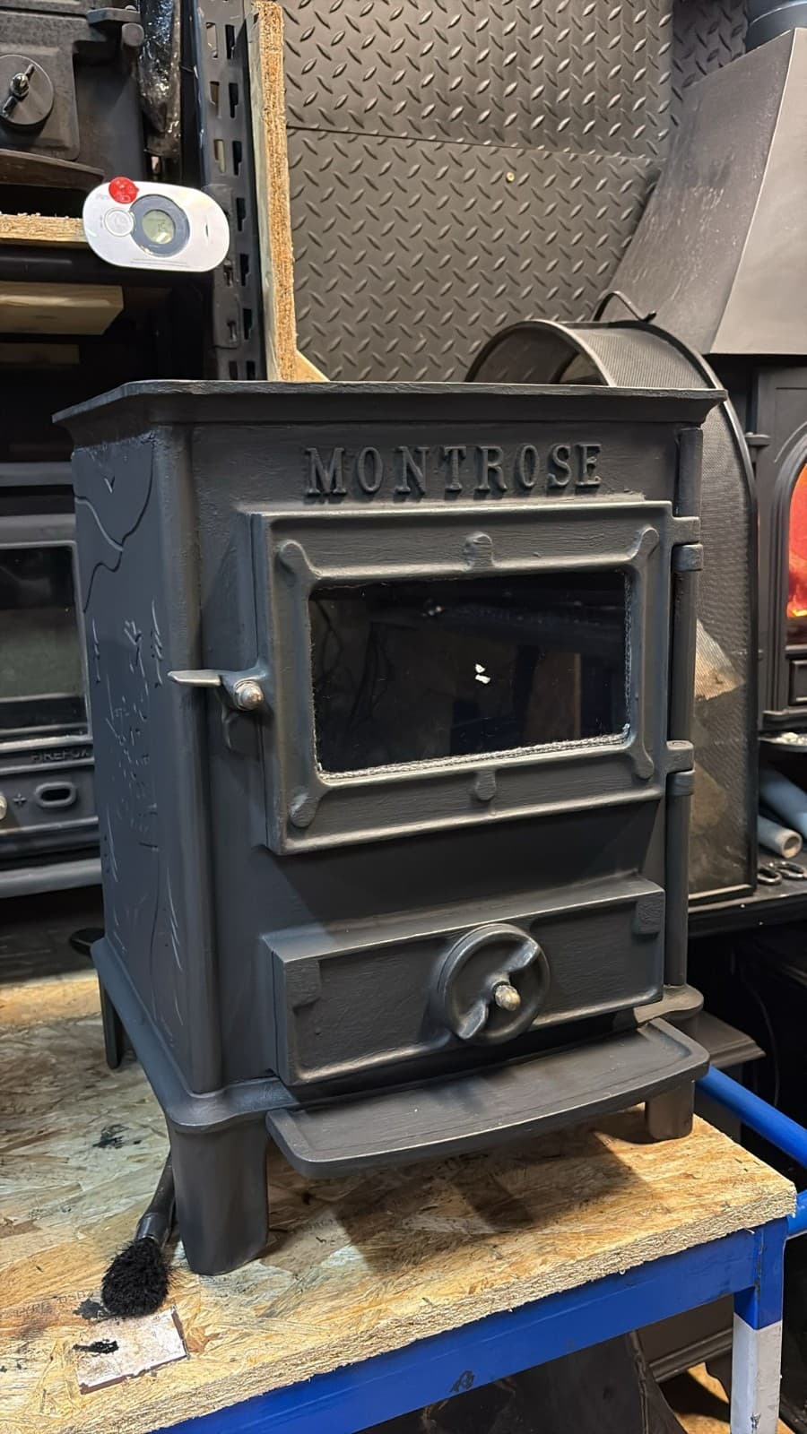 Esse Montrose, MK1  Stove, 5kw MULTIFUEL, (log,wood+burner),  🚚🚚