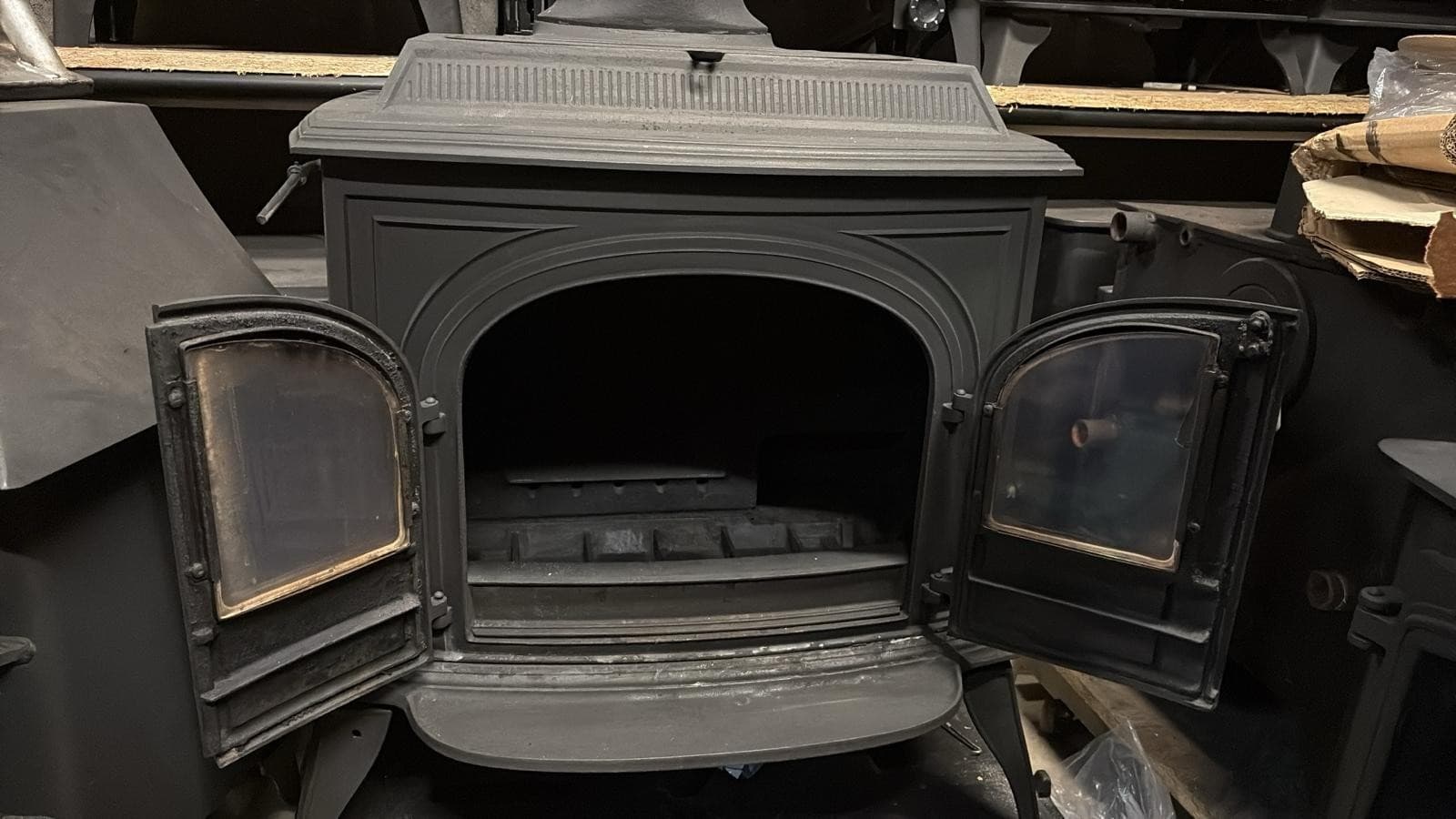 Vermont Castings VIGILANT Solid fuel / Wood Stove (log,wood+burner), 80CM WIDE🚚 4