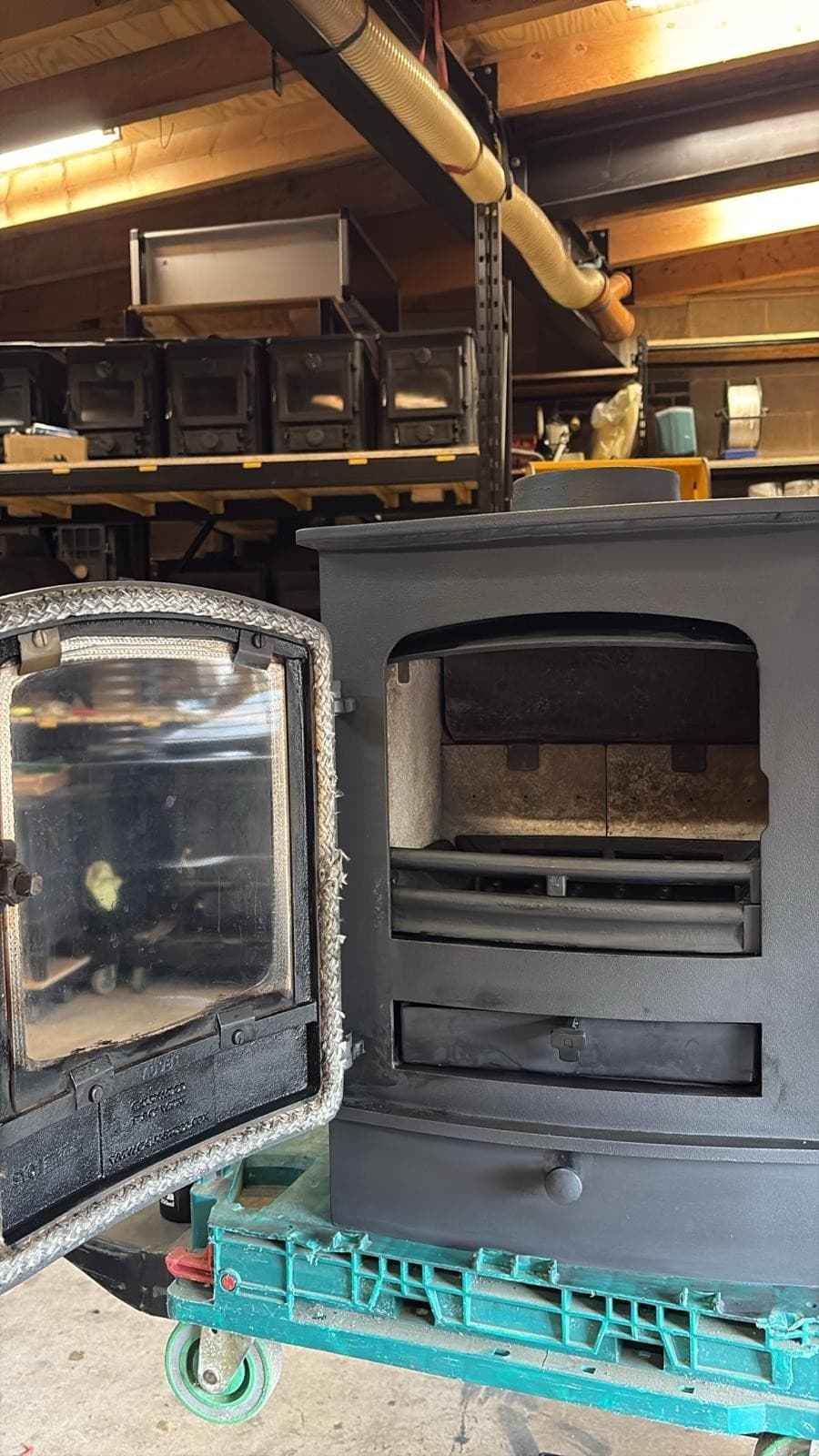 🔥 RESTORED “CHARNWOOD COVE 1” 5KW Multi Fuel Log Stand Defra Stove RRP £1676 🔥 4