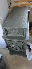 Jotul 118 Classic Cast Iron Wood Burning Stove Green Enamel 5” Flue Exit