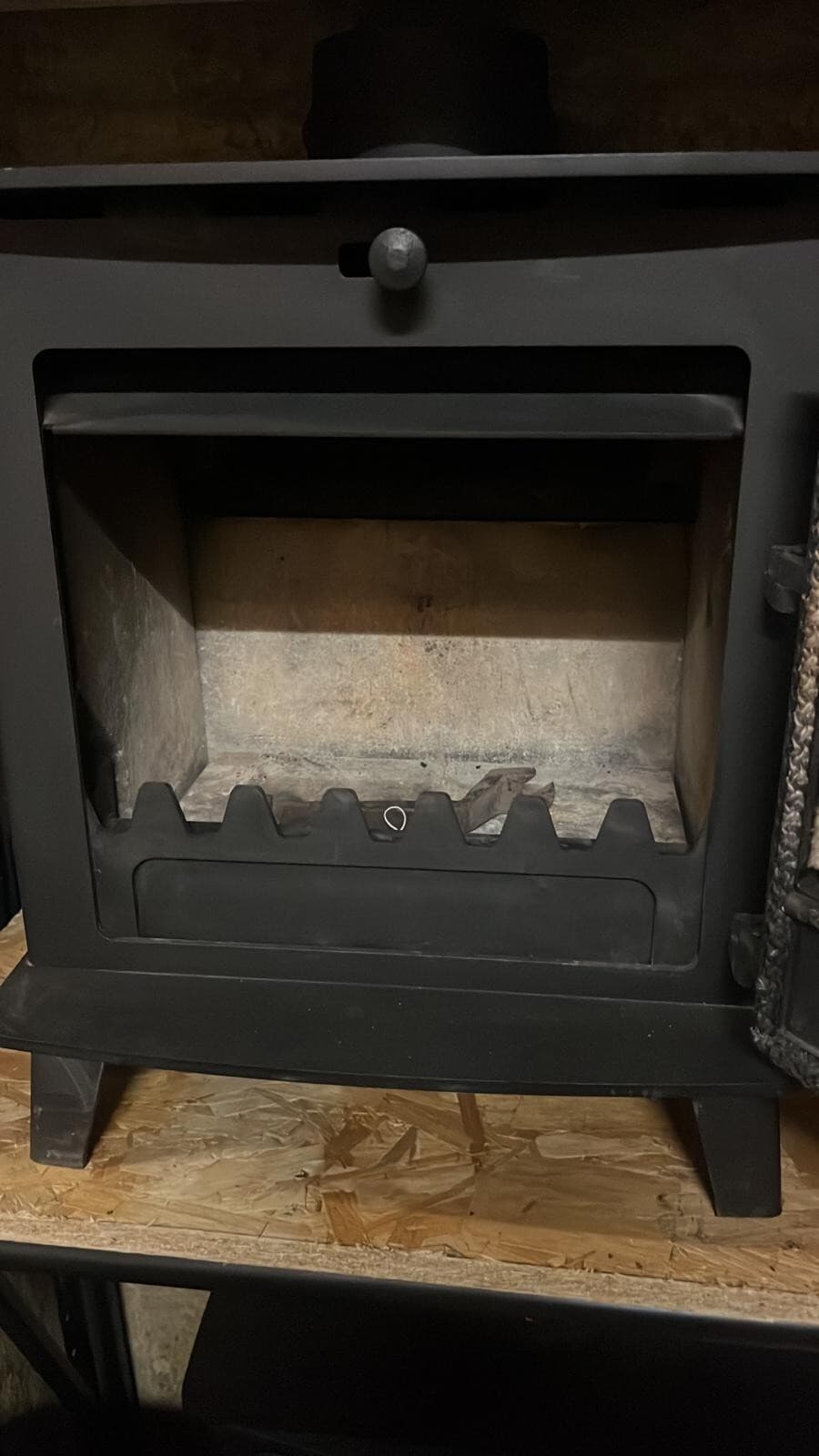 Hunter Herald 4 Stove, 5kW, Wood Stove, (log,wood+burner)🚚🚚🚚🚚🚚 2