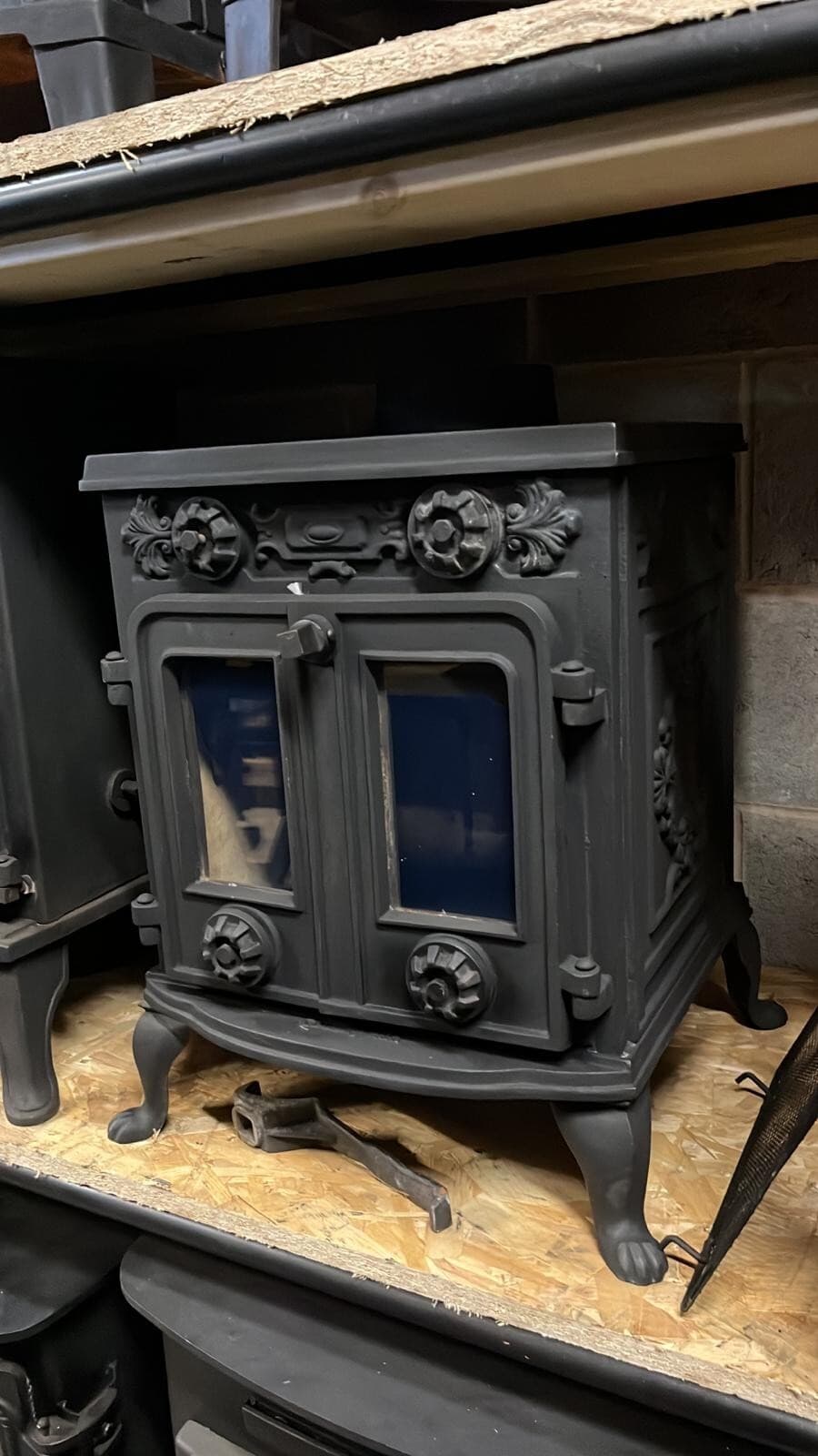 Vintage Country Kiln Cast Iron  STOVE 6KW  MULTIFUEL, FIRE, BURNER DEFRA, 🚚🚚 2