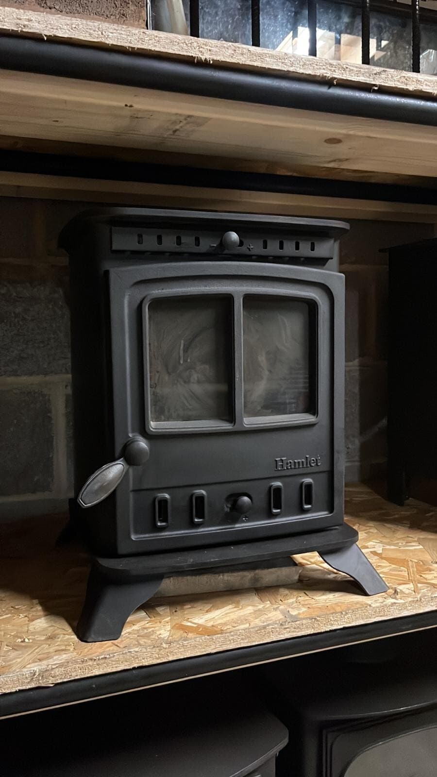 Valor Hamlet 4kw Stove, MULTIFUEL, (log,wood+burner), DEFRA, eco stove🚚🚚🚚
