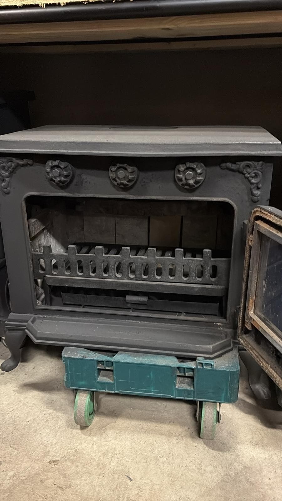 Vintage Country Kiln Cast Iron  STOVE 10KW  MULTIFUEL, FIRE, BURNER DEFRA, 🚚🚚 2