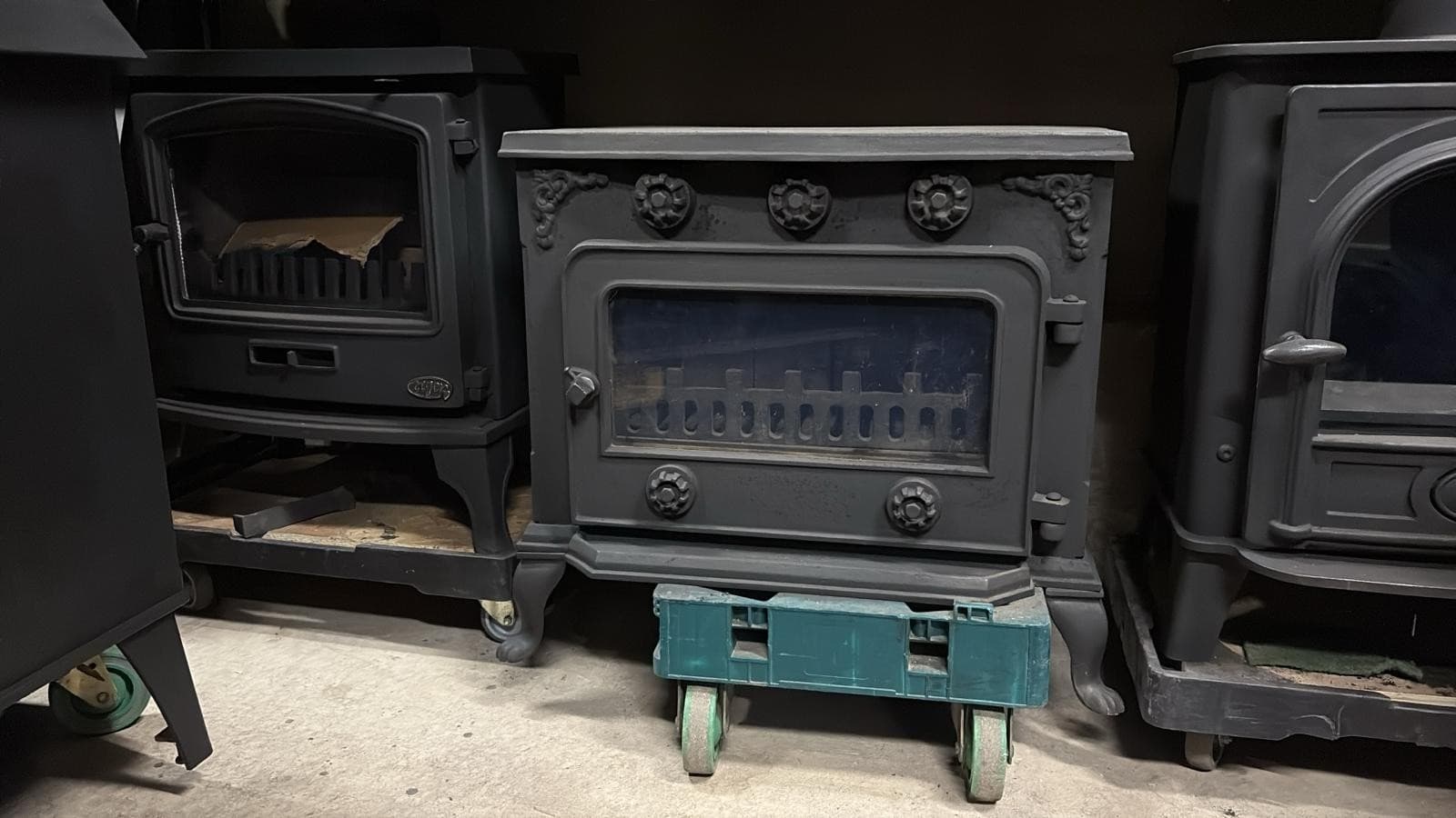 Vintage Country Kiln Cast Iron  STOVE 10KW  MULTIFUEL, FIRE, BURNER DEFRA, 🚚🚚 3
