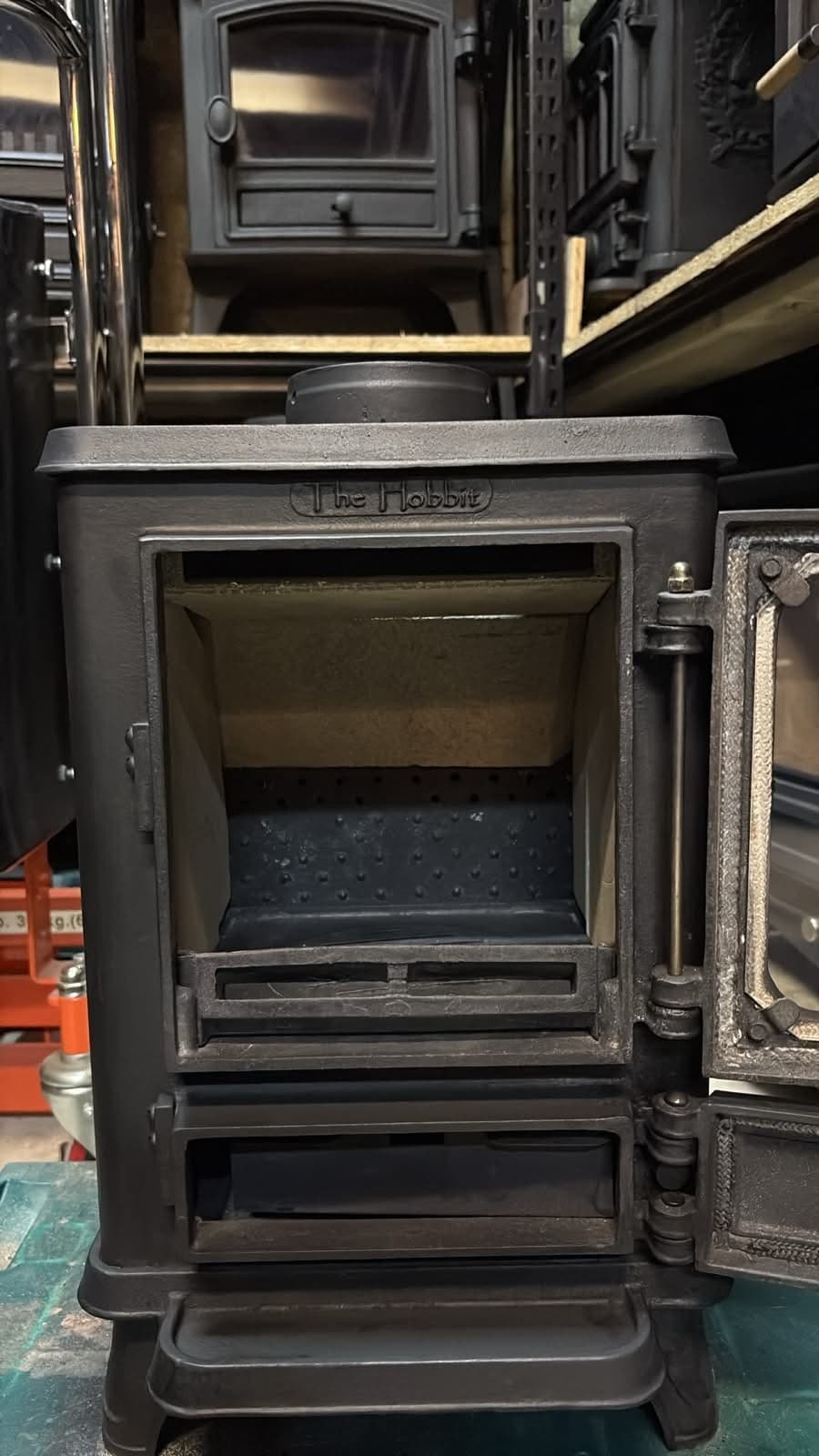 Salamander Hobbit NON Eco Multifuel 4.1kW Stove OLD CLASSIC MODEL — view 5