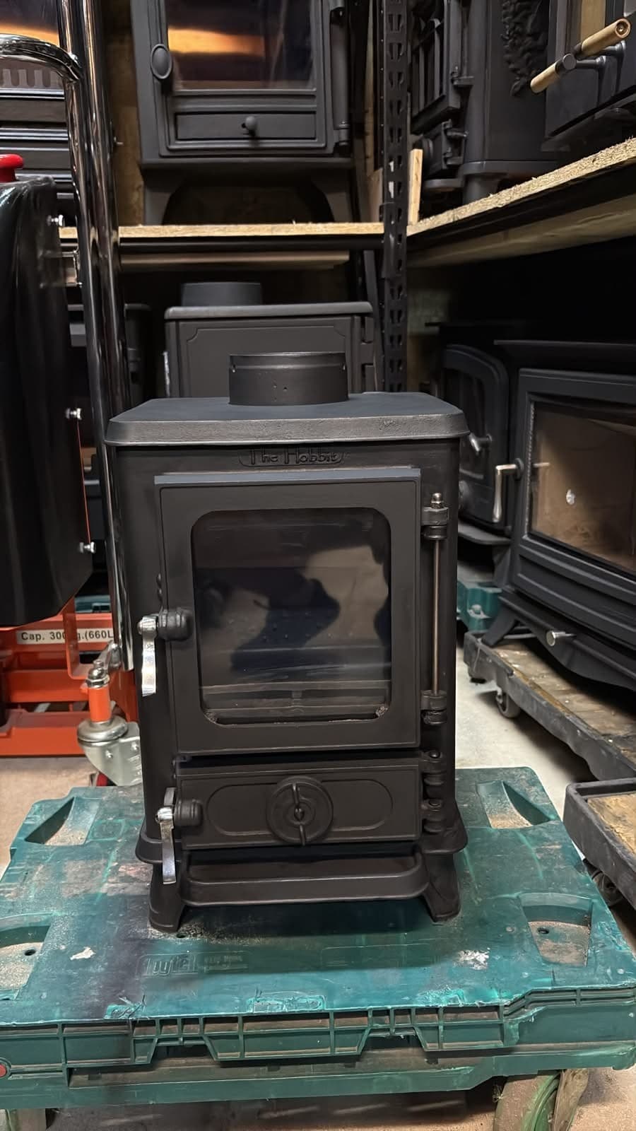 Salamander Hobbit NON Eco Multifuel 4.1kW Stove OLD CLASSIC MODEL — view 4