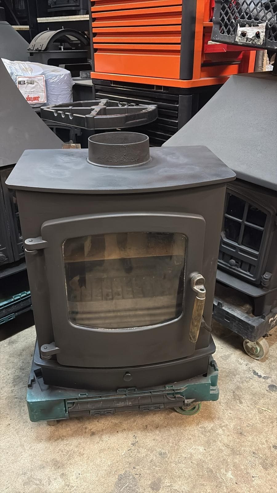 🔥 RESTORED “CHARNWOOD COVE 2” 11 Kw Multi Fuel Defra Stove RRP £2866🔥 4