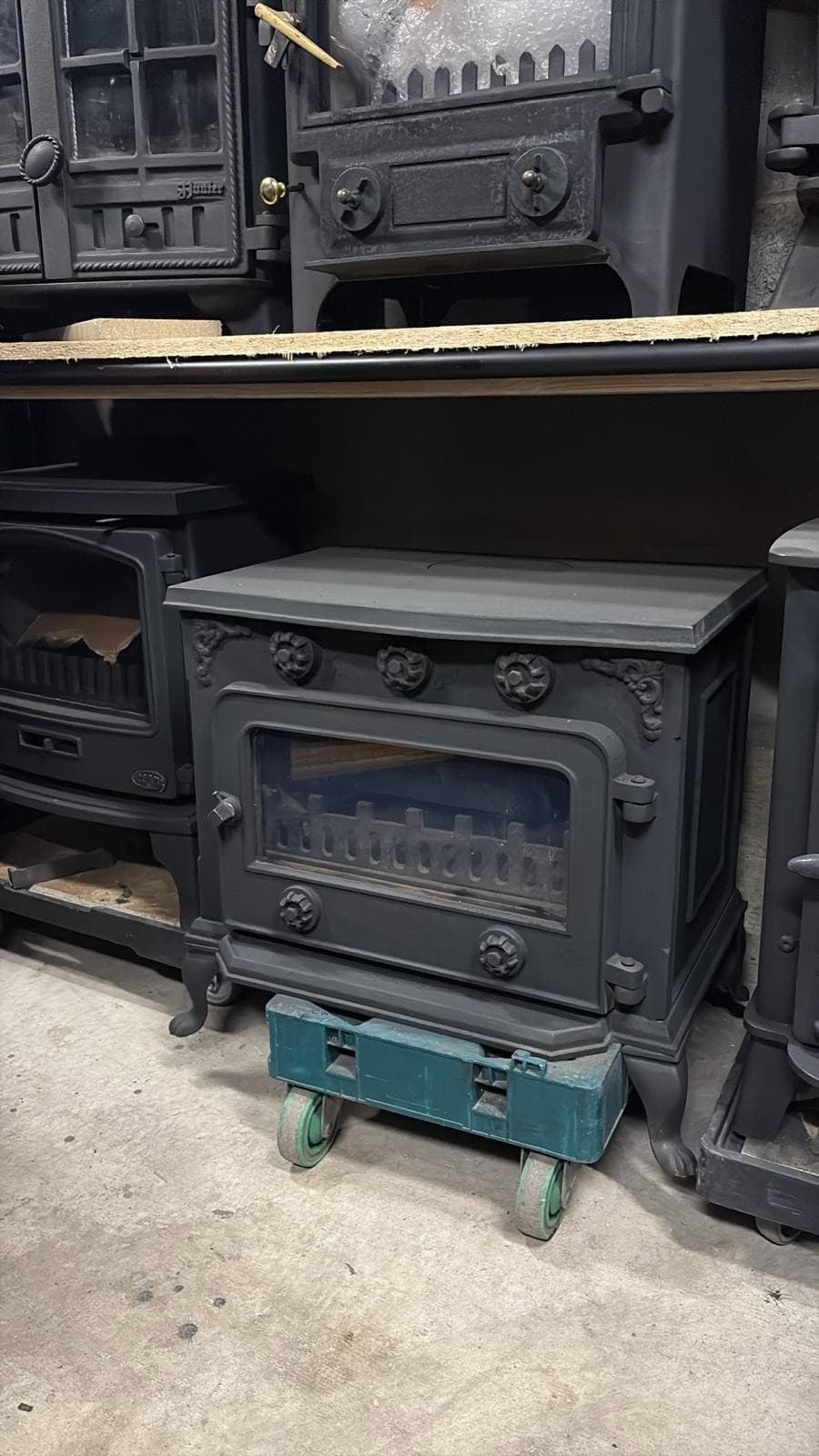 Vintage Country Kiln Cast Iron  STOVE 10KW  MULTIFUEL, FIRE, BURNER DEFRA, 🚚🚚