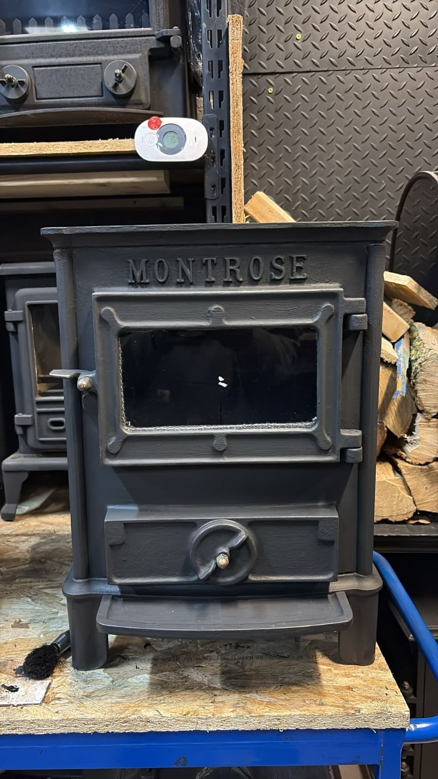 Esse Montrose, MK1  Stove, 5kw MULTIFUEL, (log,wood+burner),  🚚🚚 3