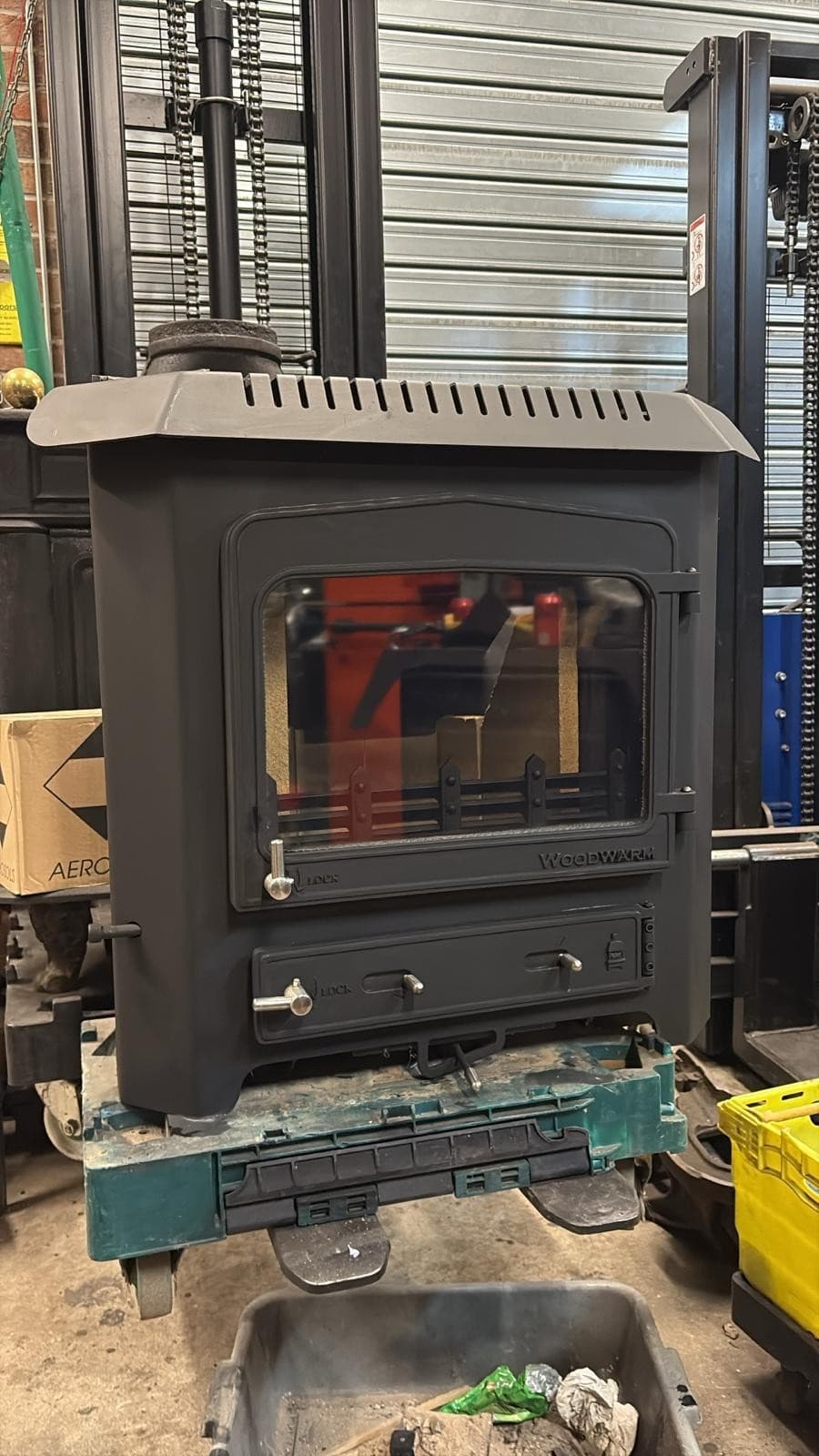 Woodwarm Fireview Cleanburn Inset Stove 4Kw, Multifuel DELIVERY LOGBURER