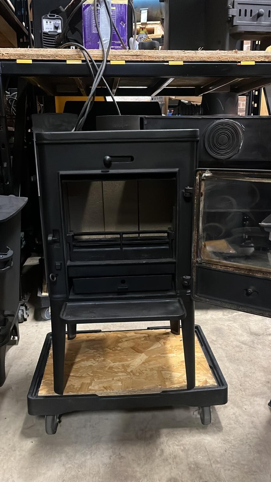 Scan Anderston Scandinavian Scandi, Vintage, Cast iron stove. Restored 4