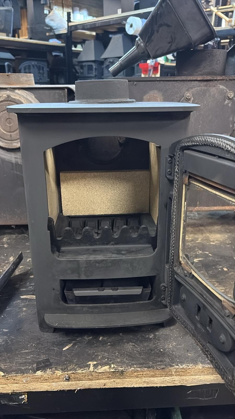 ARROW ACORN 4 Hardy  Stove, 4kw MULTIFUEL, (log,wood+burner), DEFRA, eco  🚚🚚 5