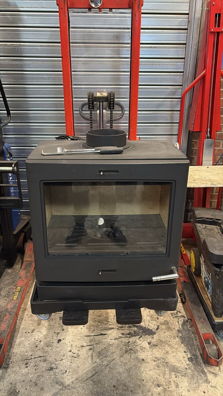 YEOMAN CL8 Stove, 8-10KW, Multifuel, (log,wood+burner), DEFRA 🚚🚚 Delivery — view 4