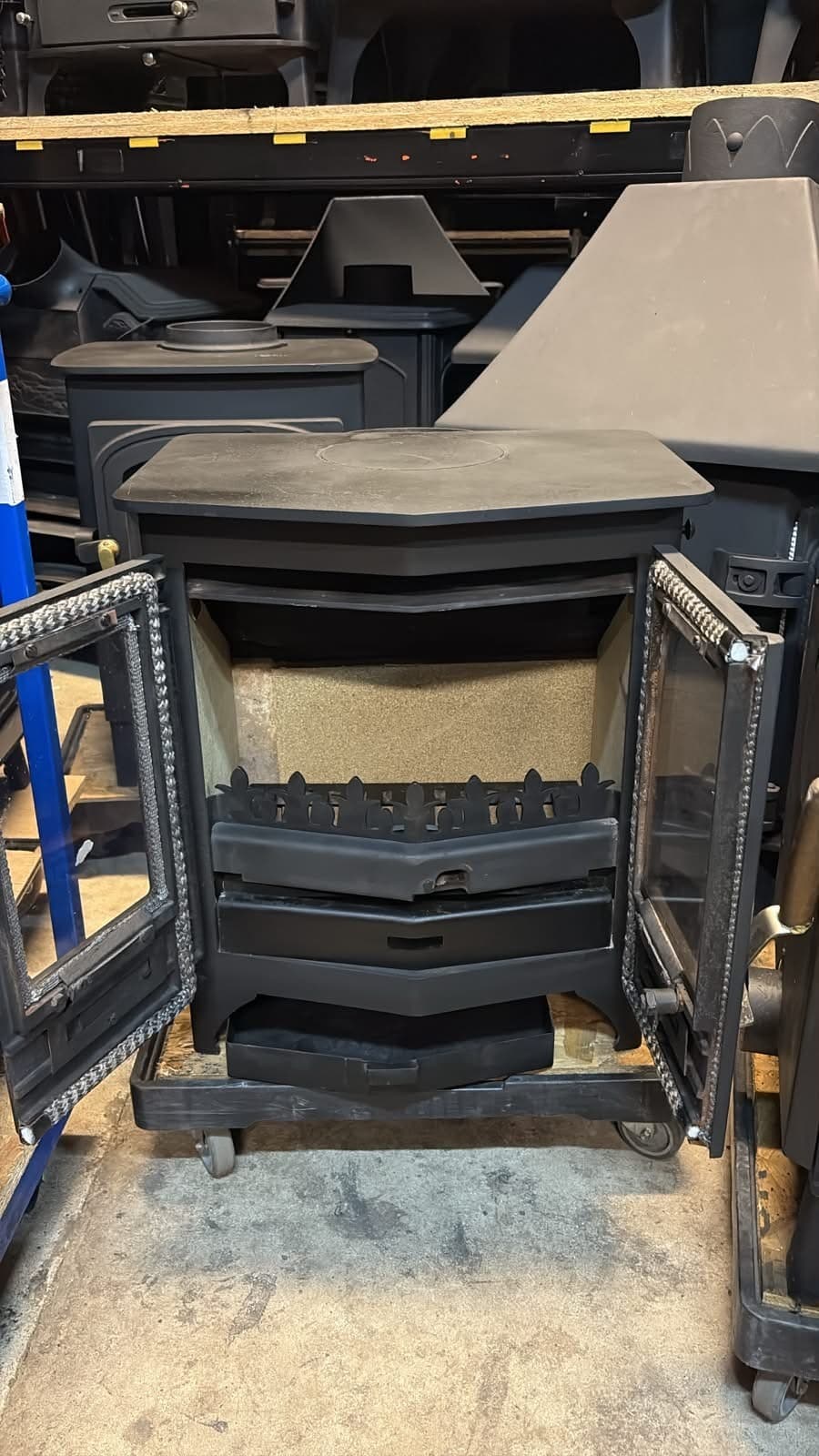 Charnwood Country 6 Stove, MULTIFUEL, COAL (log,wood+burner), DEFRA, ๐๐๐ โ view 5