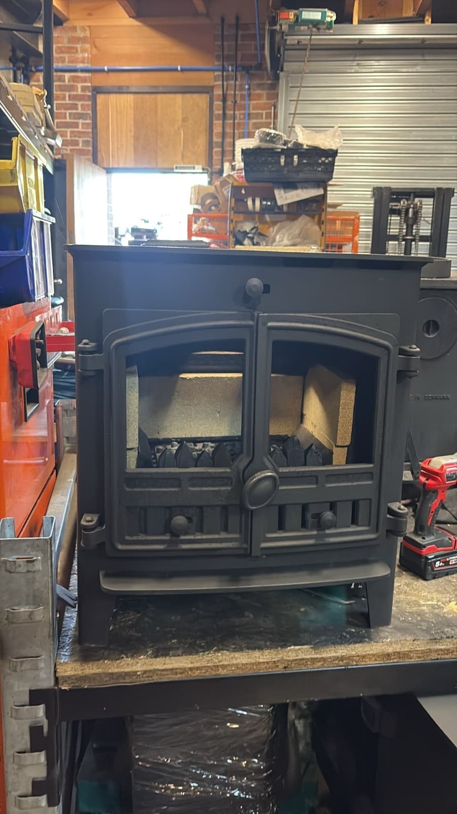 HUNTER Inset Stove 5Kw, Multifuel DELIVERY 4