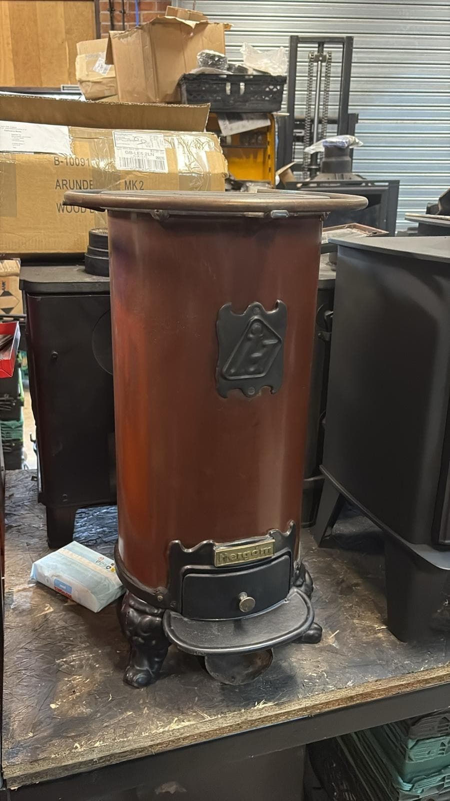 Hergom Cylindrical Multi Fuel Stove 4