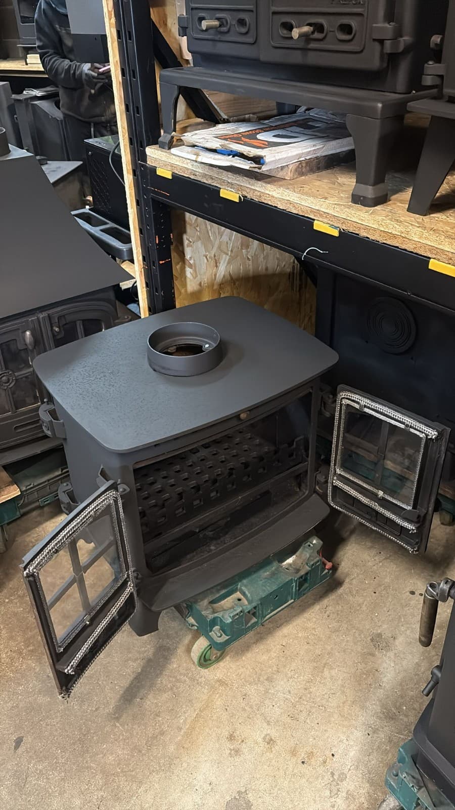 Hunter Herald 8 Stove, DOUBLE SIDED/FRONTED MULTIFUEL,COAL (log,wood+burner) 4