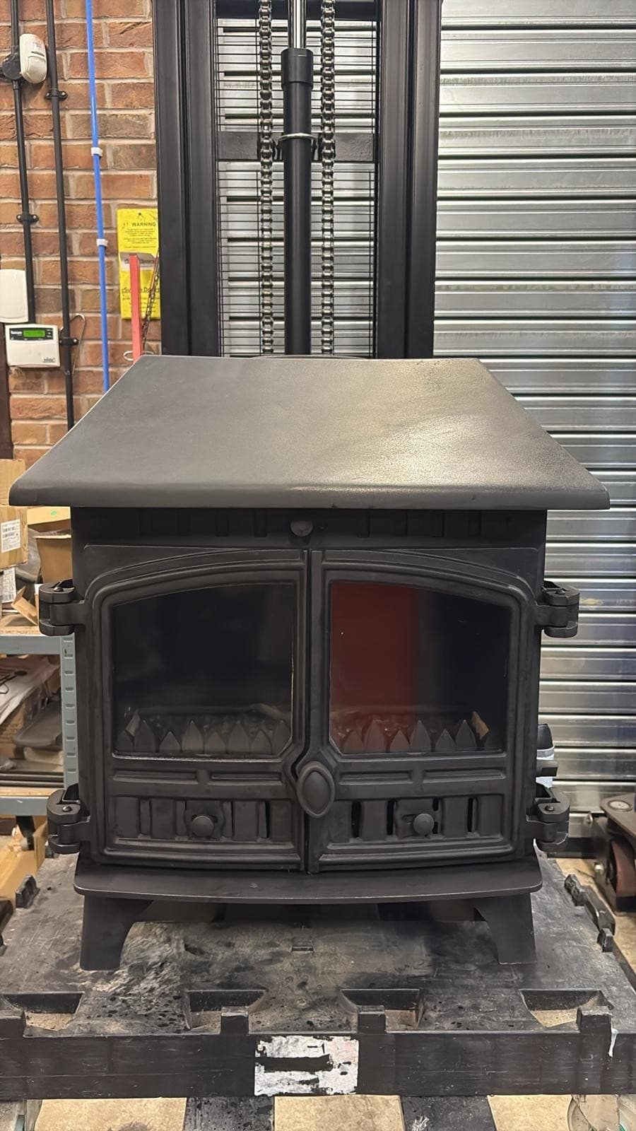 Hunter Herald 8 Stove Mk2 8kw, BOILER, MULTIFUEL, (log,wood+burner), DEFRA, ๐๐ 5