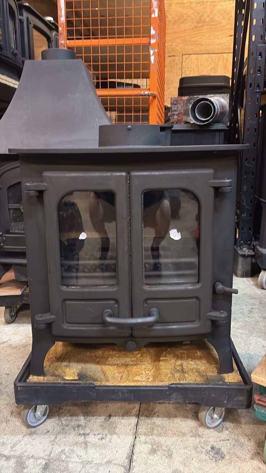 Charnwood Island 1 Stove, 5kW MULTIFUEL, COAL(log,wood+burner) DEFRA🚚🚚 — view 4