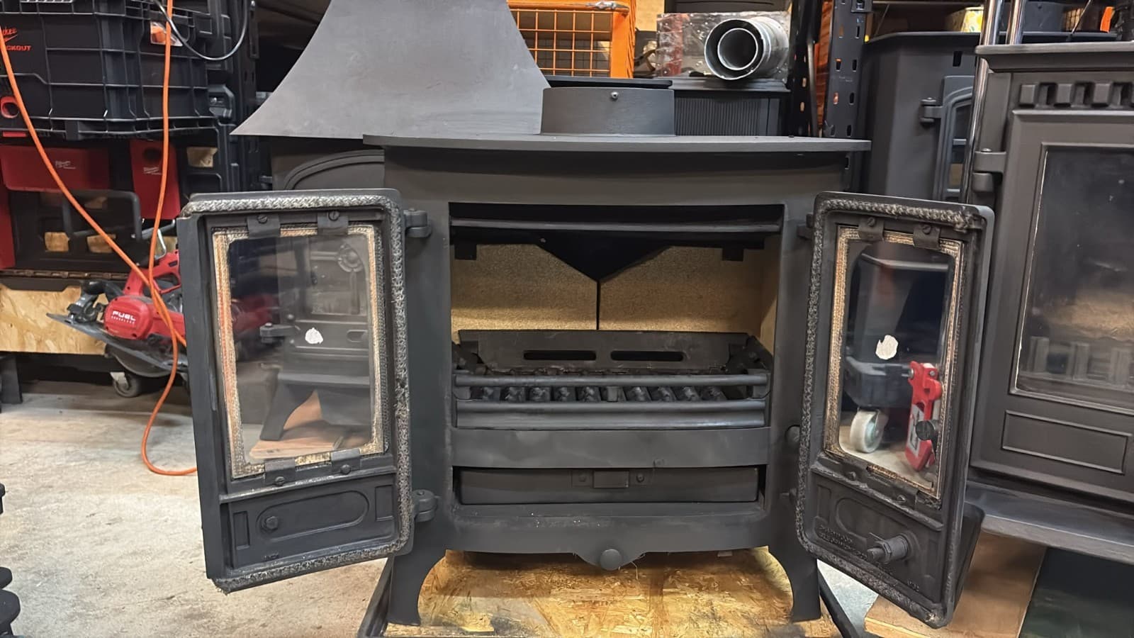 Charnwood Island 1 Stove, 5kW MULTIFUEL, COAL(log,wood+burner) DEFRA🚚🚚 — view 5