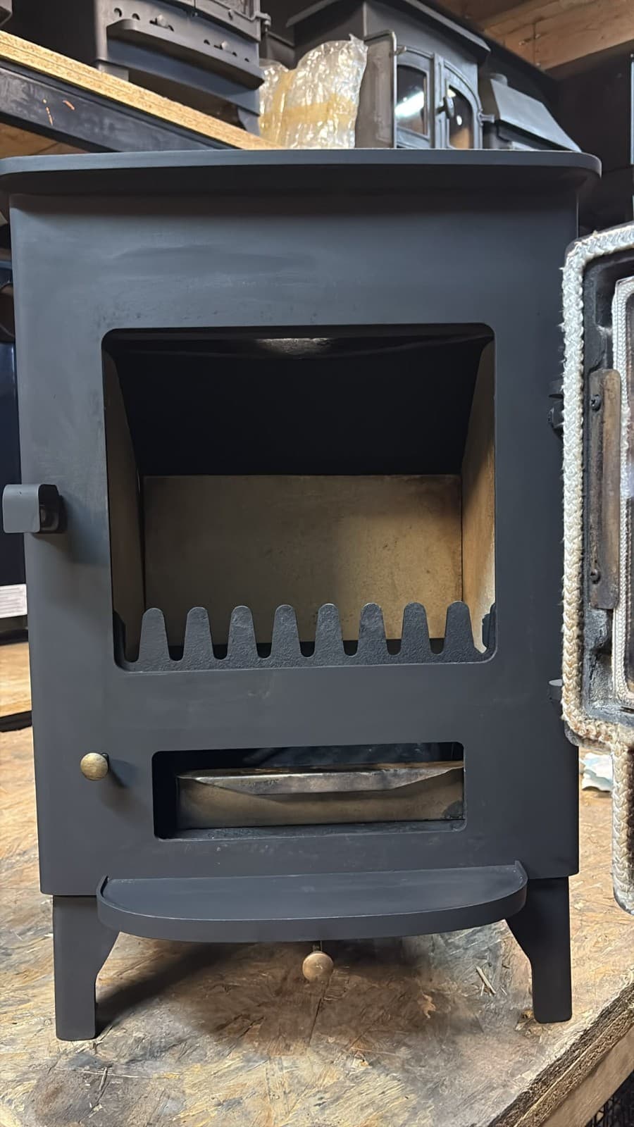 Clearview PIONEER 400 Stove, 5kW, MULTIFUEL, (log,wood+burner)๐๐๐๐๐๐ โ view 3
