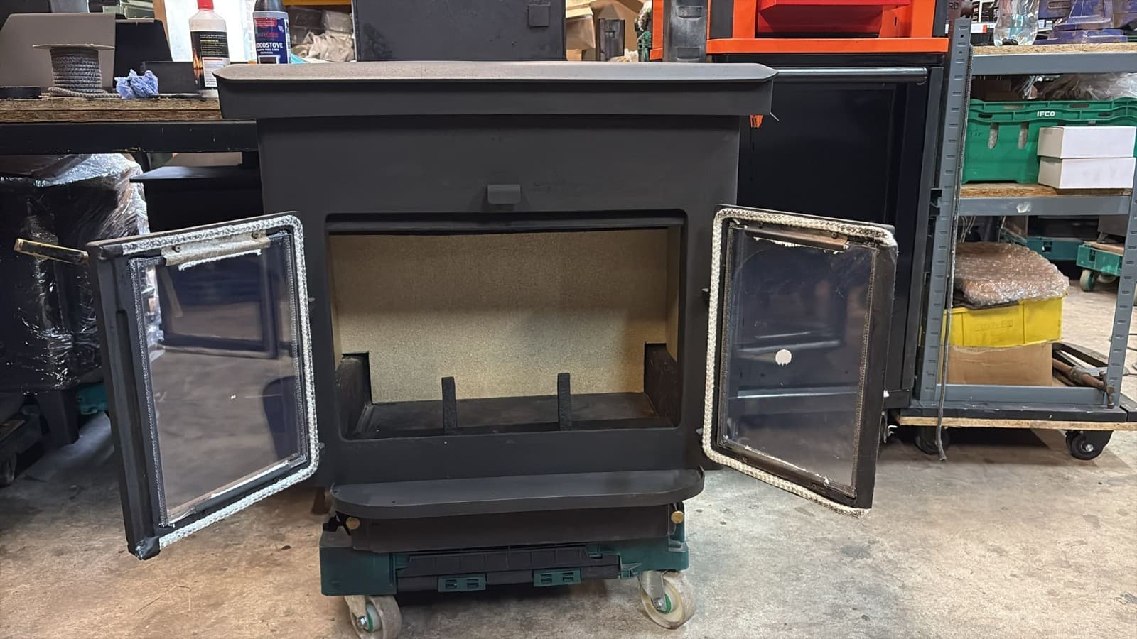 Clearview 750 Stove, 14kW, LOGBURNER - WOOD BURNING ONLY - RARE ๐๐