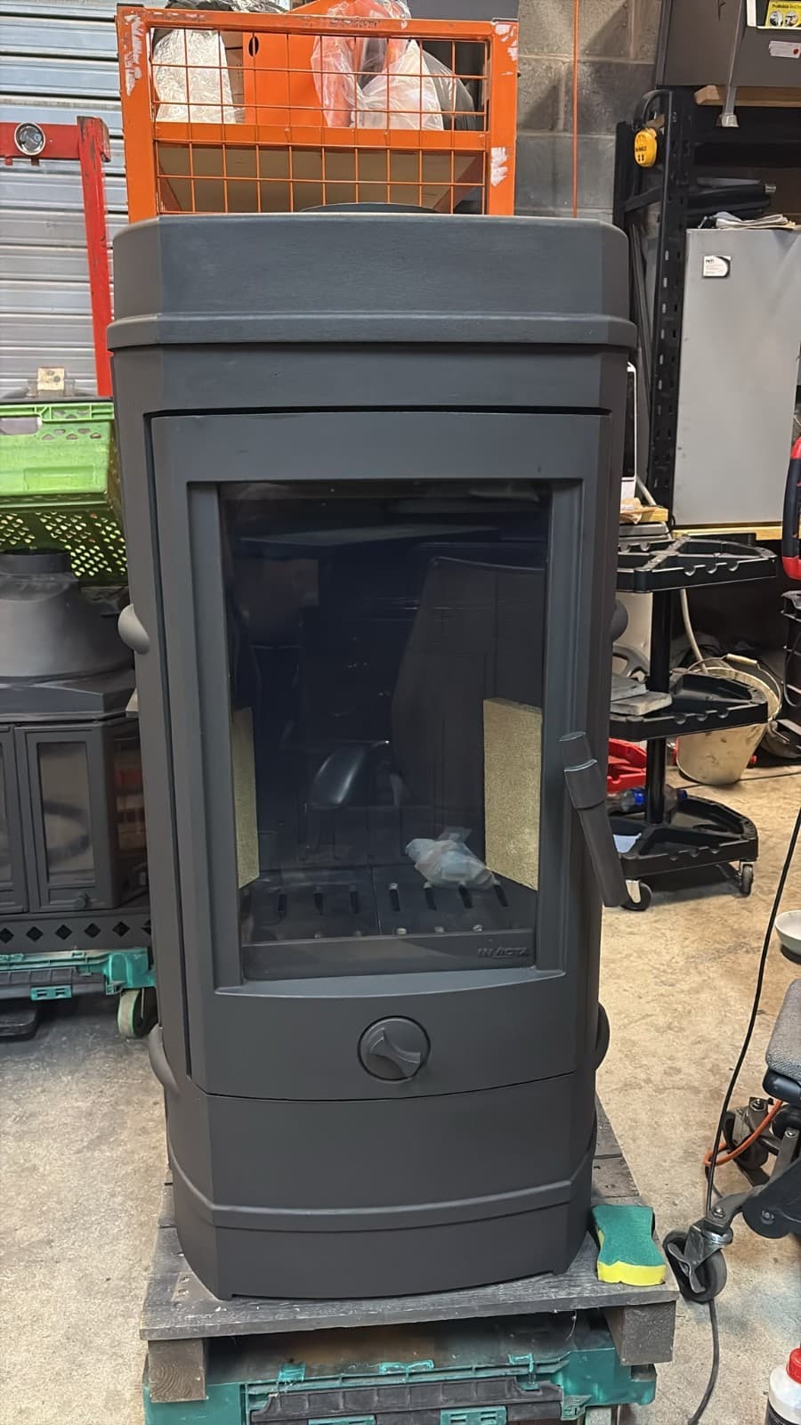 Invicta Balham 7kw MULTIFUEL, (log,wood+burner), DEFRA, eco stove — view 5