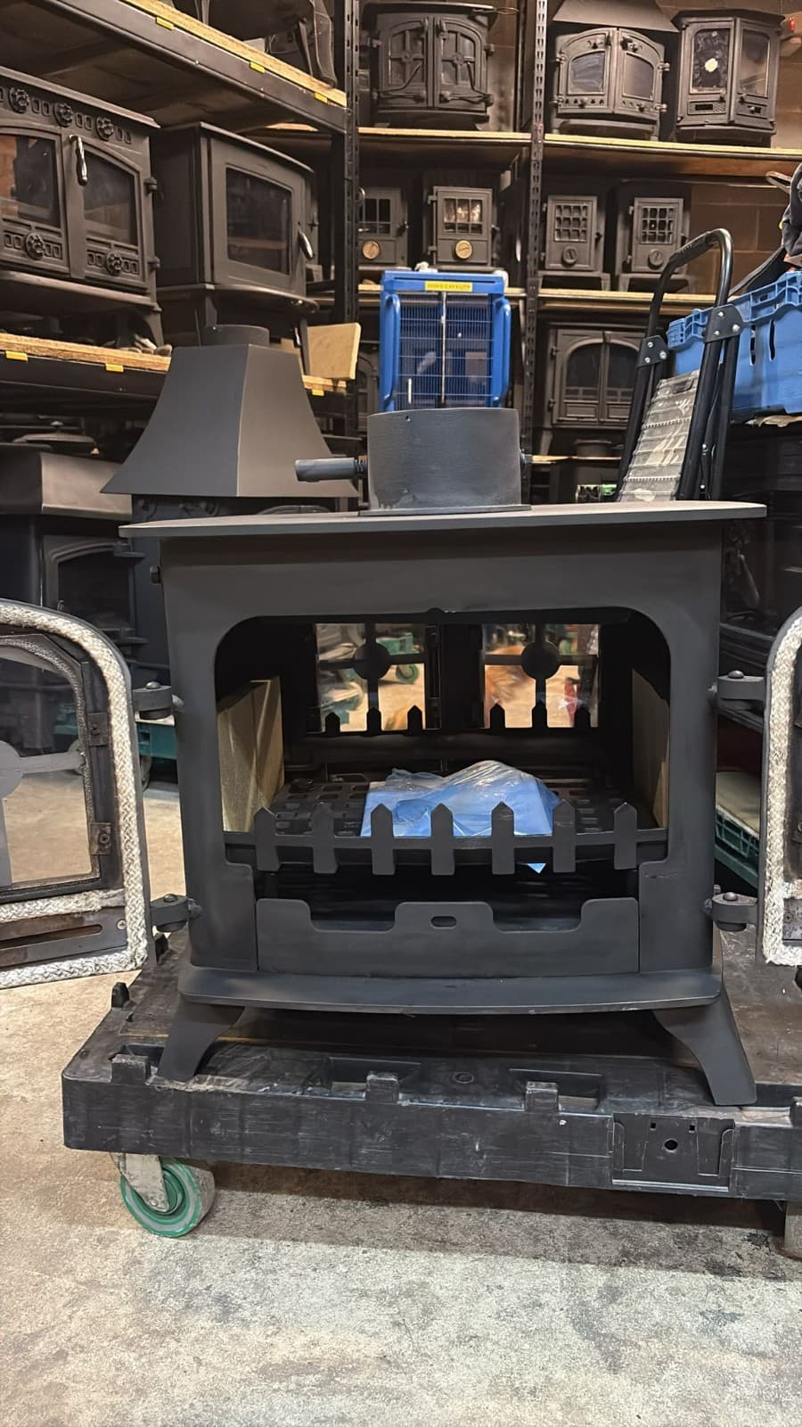 Yeoman Devon Stove 12Kw, DOUBLE SIDED/FRONTED MULTIFUEL,COAL(log,wood+burner),🚚 — view 5