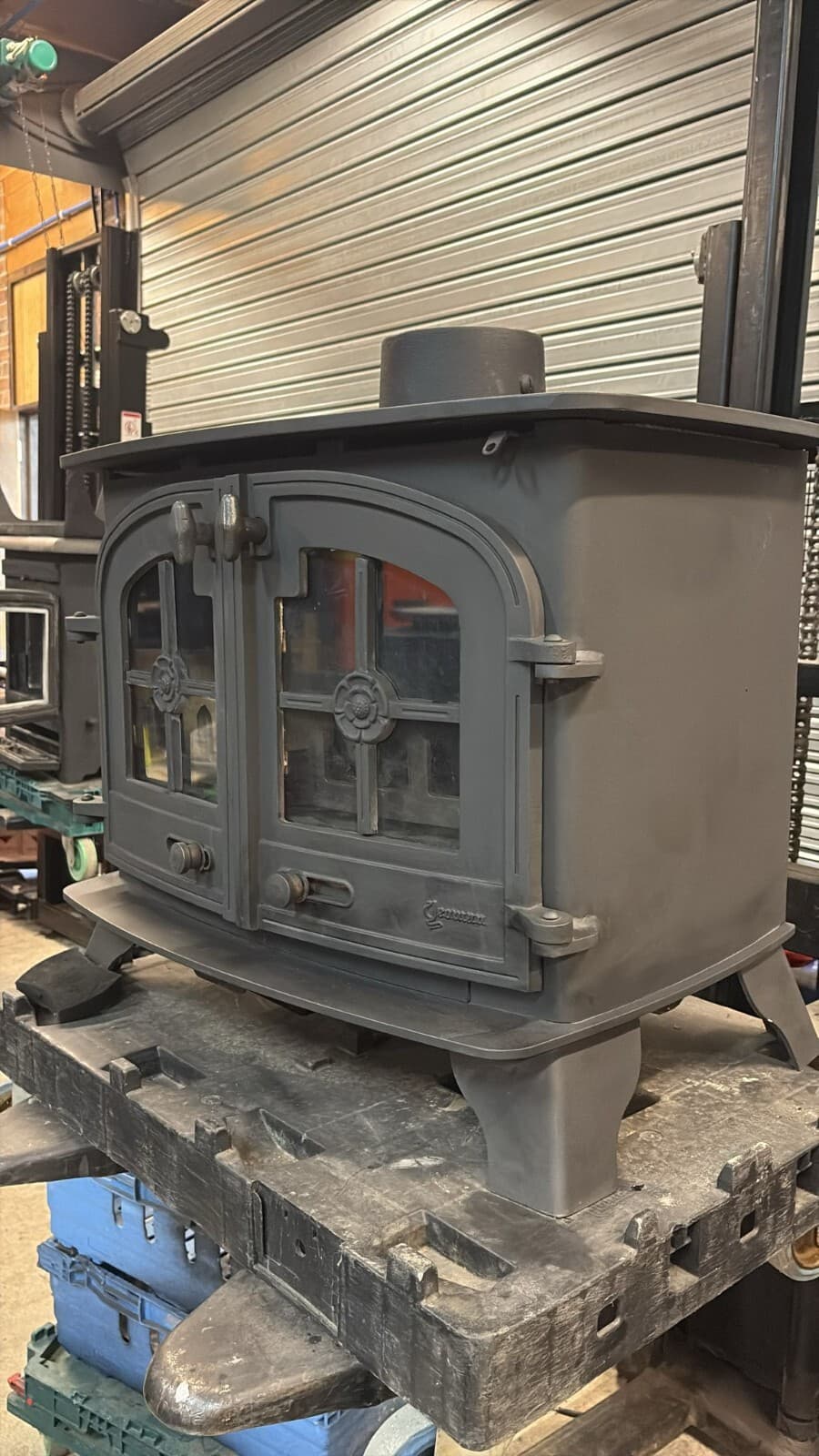 YEOMAN COUNTRY 14 Stove, 14KW, Multifuel, (log,wood+burner), DEFRA ๐๐ Delivery