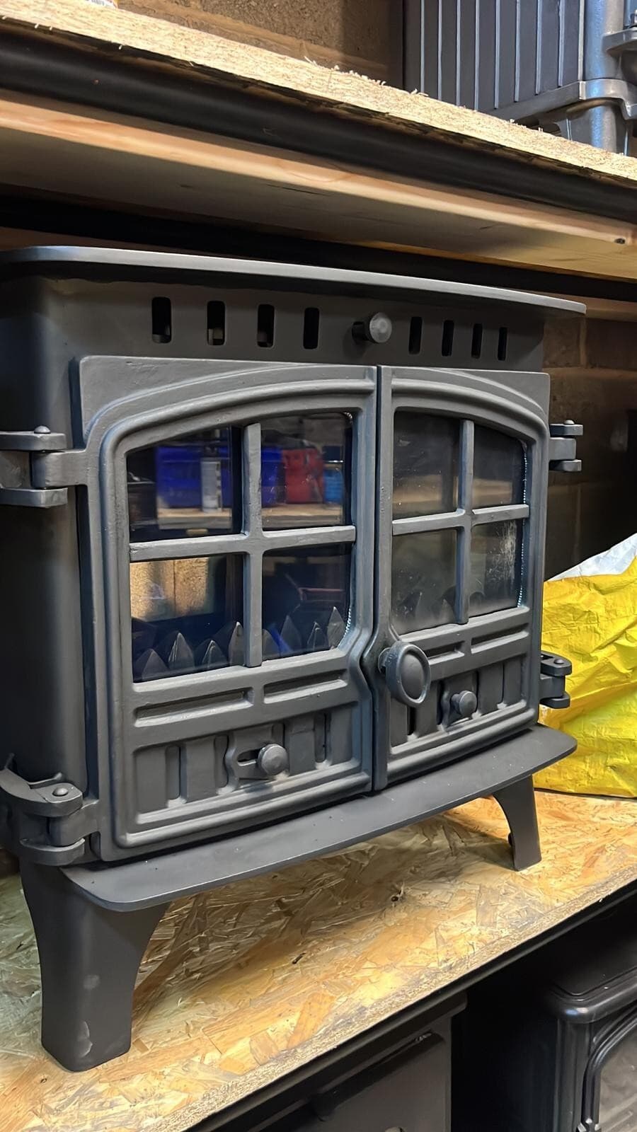 Hunter Herald 8 Stove Mk2 8kw, MULTIFUEL, (log,wood+burner), DEFRA, ๐๐