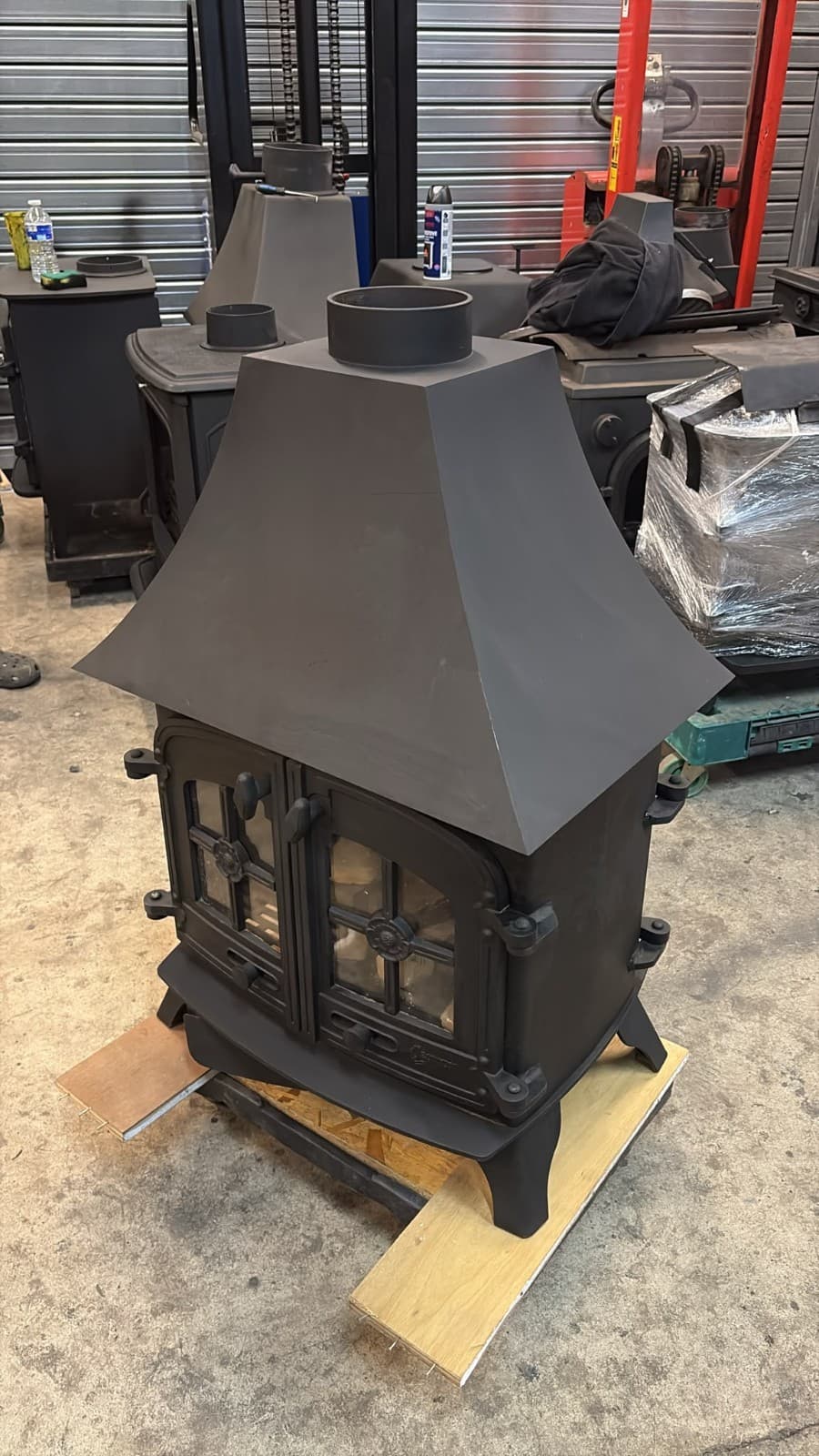 Yeoman Devon Gas Stove - Double Sided/Double Fronted GAS STOVE, logburner — view 4