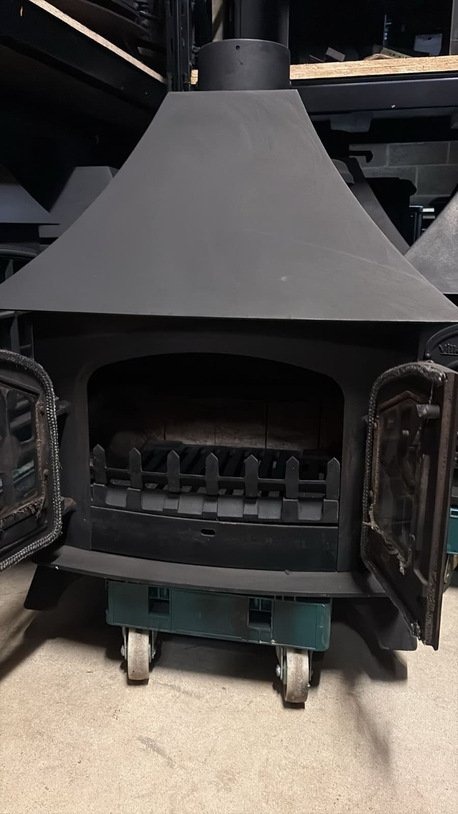 YEOMAN COUNTRY 14 Stove, 14KW, Multifuel, (log,wood+burner), DEFRA ๐๐ Delivery โ view 3