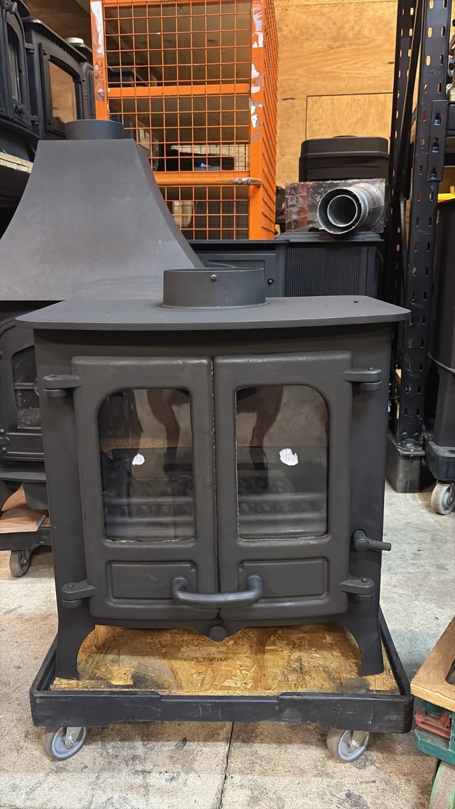 Charnwood Island 1 Stove, 5kW MULTIFUEL, COAL(log,wood+burner) DEFRA🚚🚚 — view 3