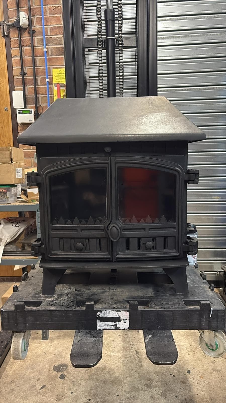 Hunter Herald 8 Stove Mk2 8kw, BOILER, MULTIFUEL, (log,wood+burner), DEFRA, ๐๐ 3