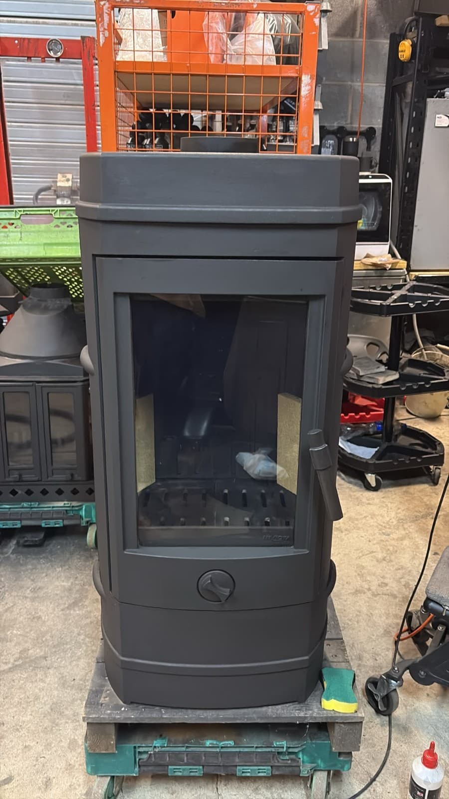 Invicta Balham 7kw MULTIFUEL, (log,wood+burner), DEFRA, eco stove