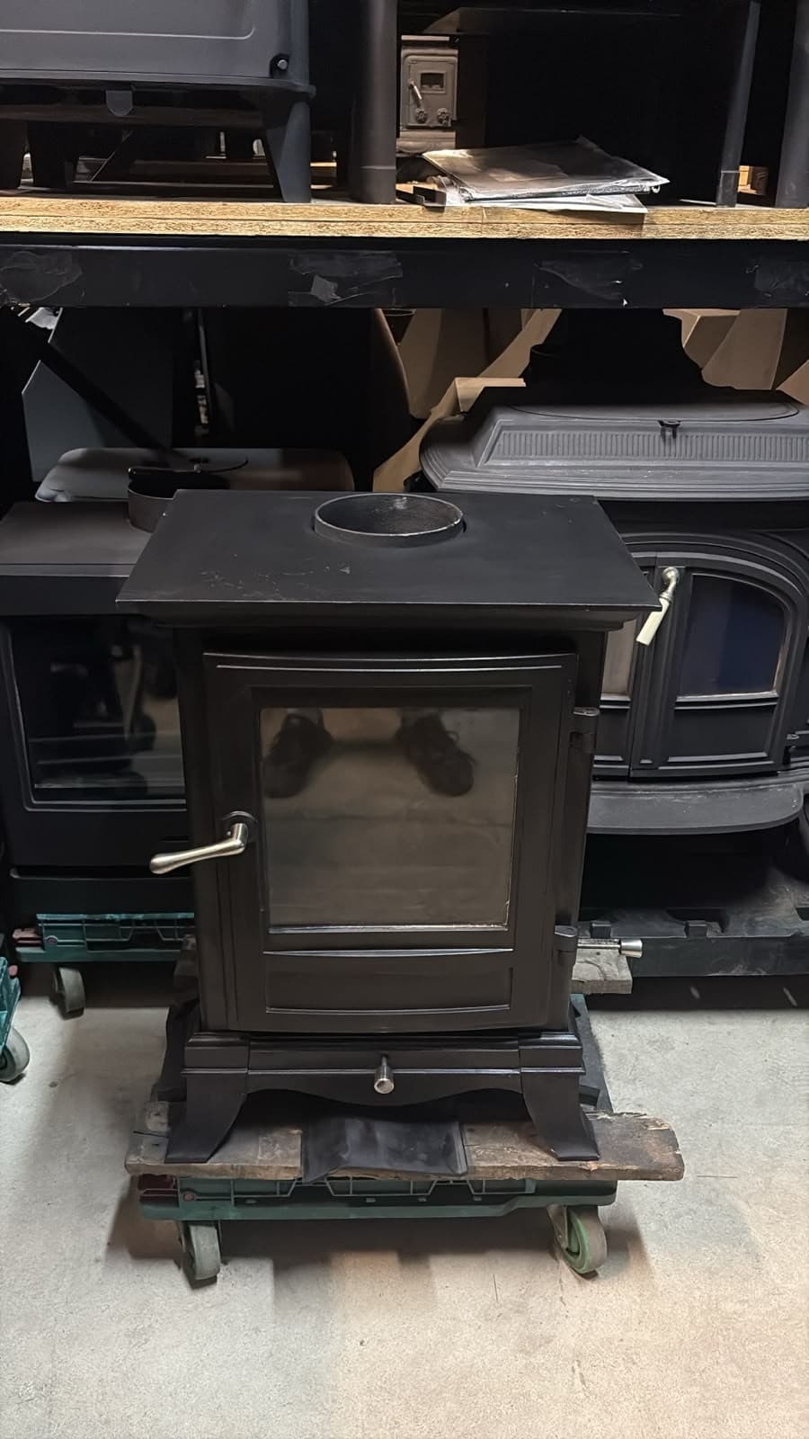 Chesney Series 6KW Wood Burning Stove- Wood Buner - Logburner — view 2