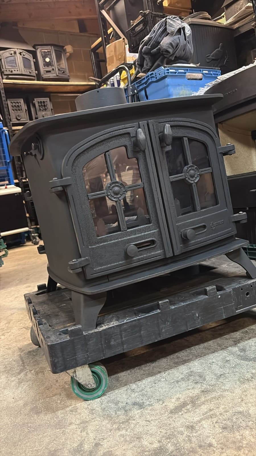 Yeoman Devon Stove 12Kw, DOUBLE SIDED/FRONTED MULTIFUEL,COAL(log,wood+burner),🚚 — view 3